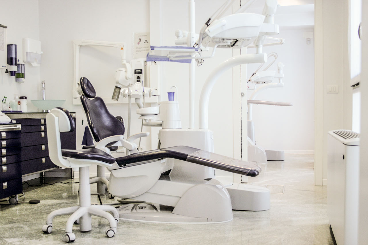 Dentista a Parma | Esperti in Implantologia dentale