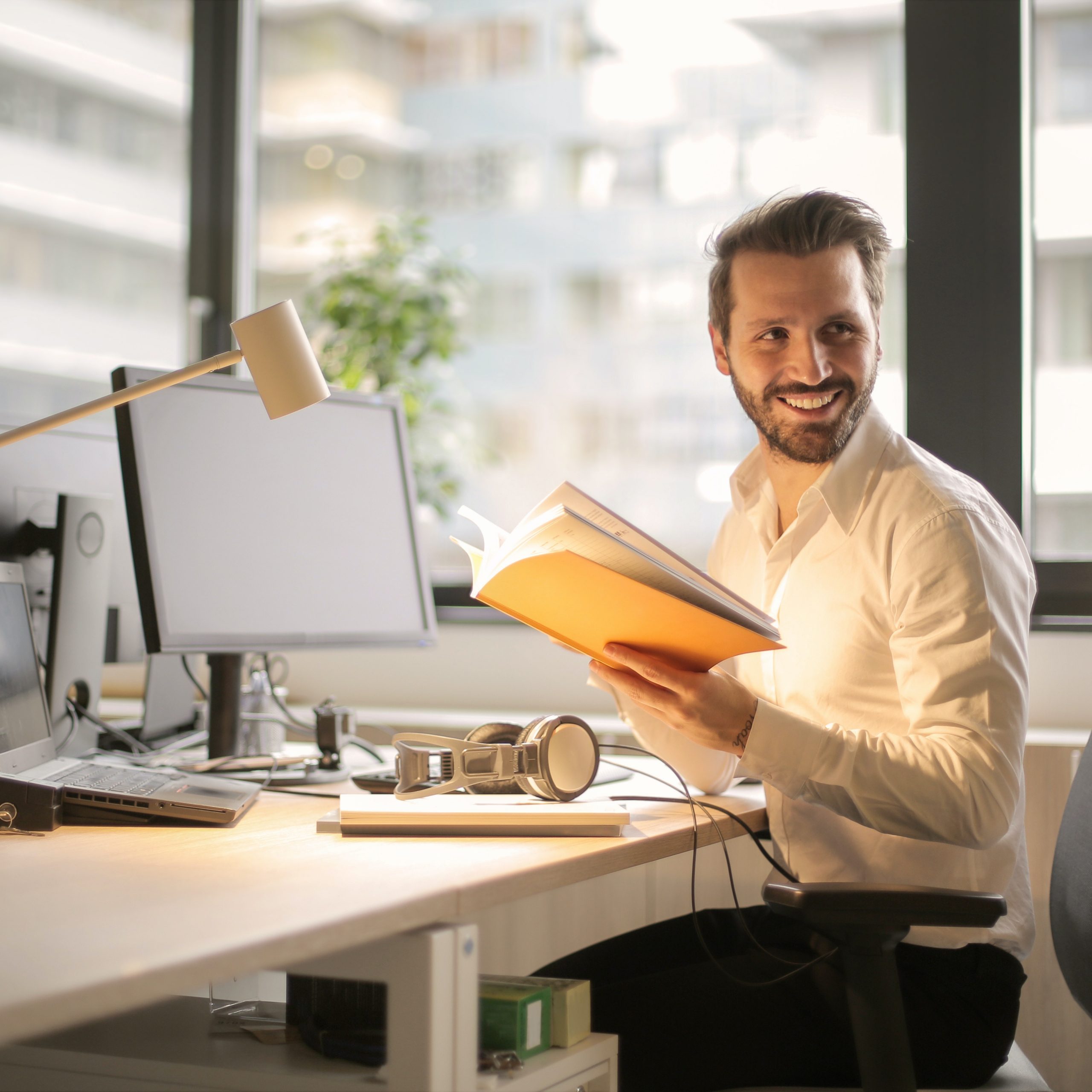 Scaling e root planing: curettage anche con laser | A Parma Carpi Modena Reggio Emilia i Dentisti Specializzati AKOS Centro Odontoiatrico