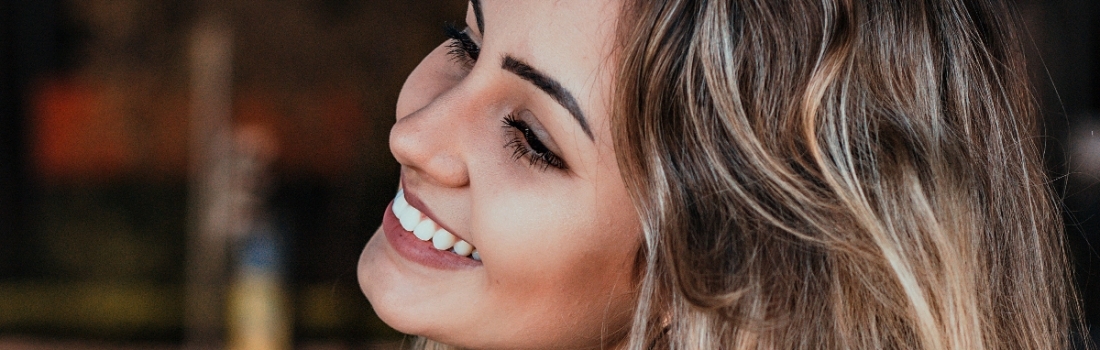 Faccette estetiche dentali: pensaci ora per un migliore sorriso in primavera